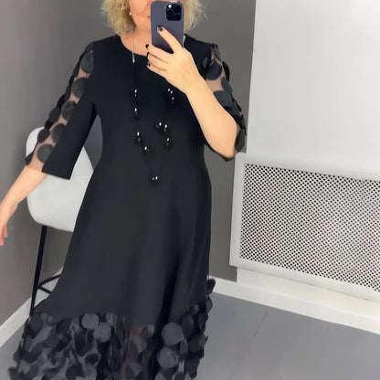 Evita | Vestido Suelto con Lunares Decorativos